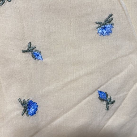 SOLD TO SISTERS - Picture 4 of 7